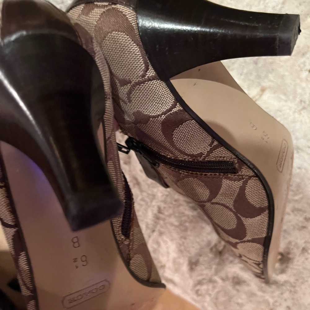 Coach Shoes - Picture 2 of 7